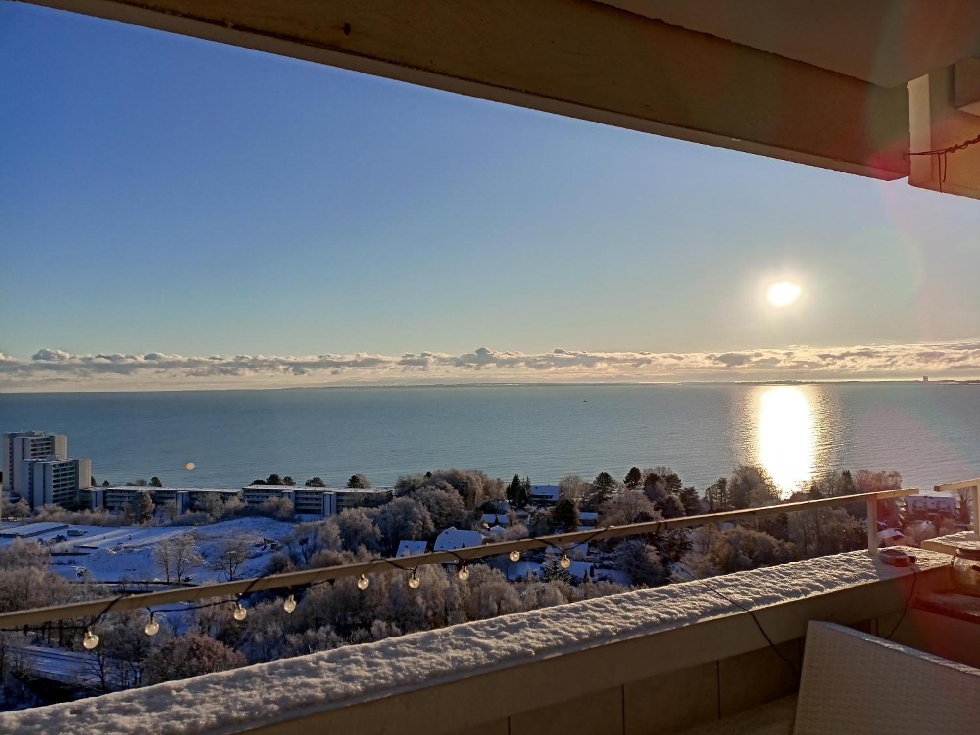 Wohnung Mit Traumhaftem Meerblick Und Schwimmbad Sierksdorf Extérieur photo
